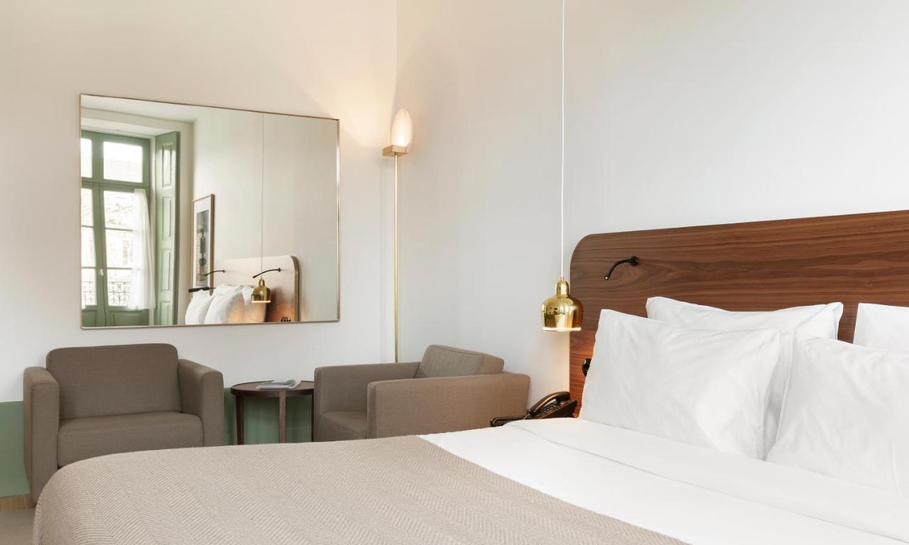 One Shot Aliados Goldsmith Hotel Porto Bagian luar foto